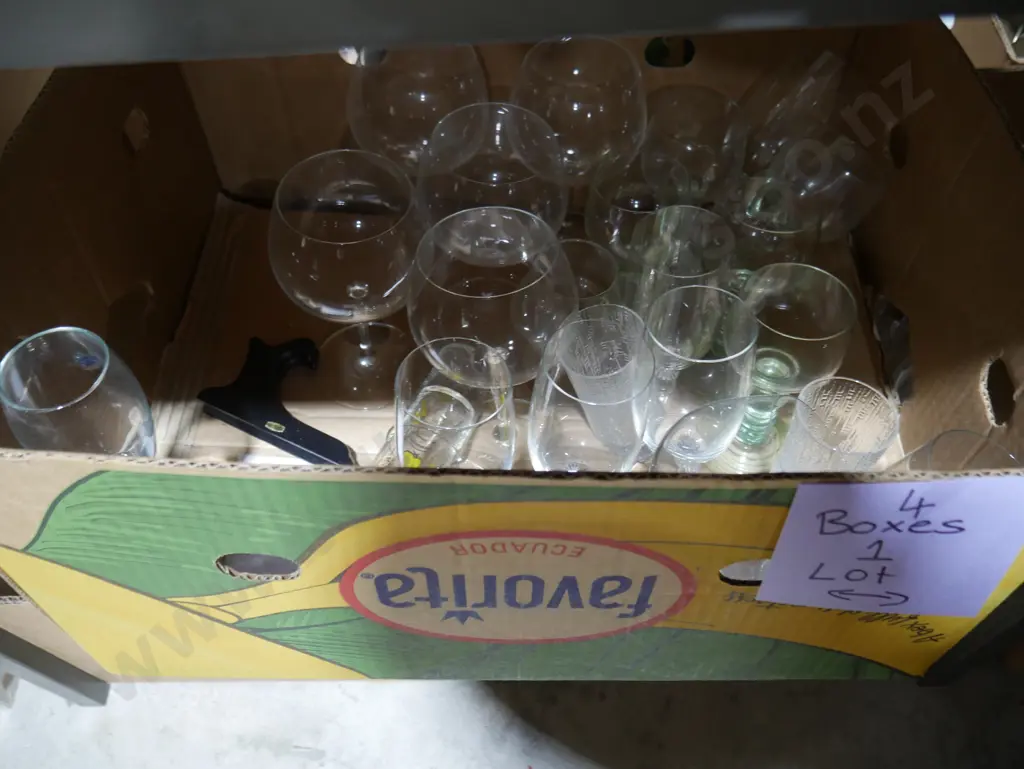 Four boxes of glassware Image 1++