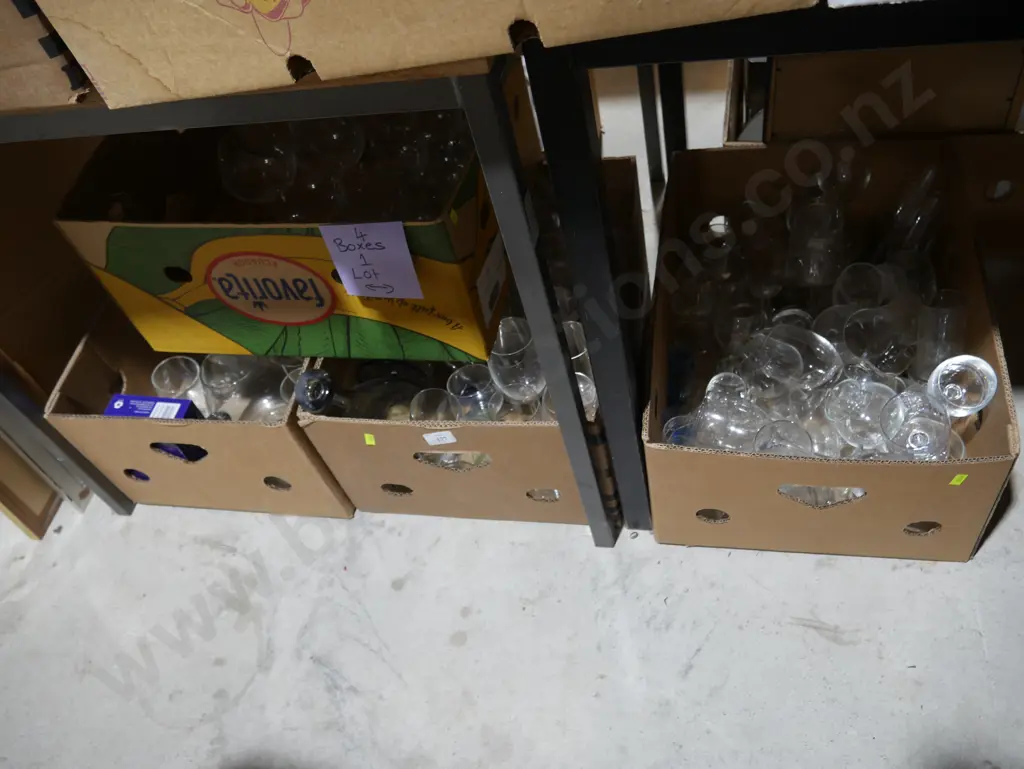 Four boxes of glassware Image 1++