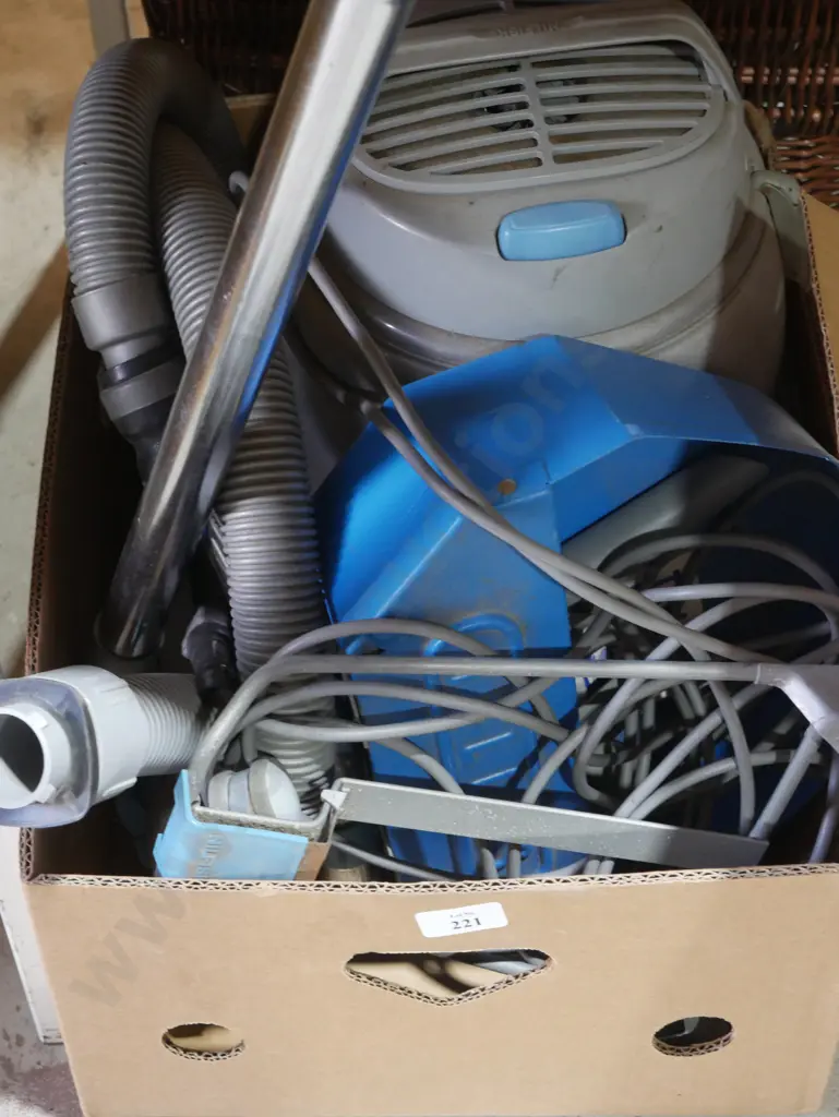 Nilfisk vacuum cleaner Image 1++