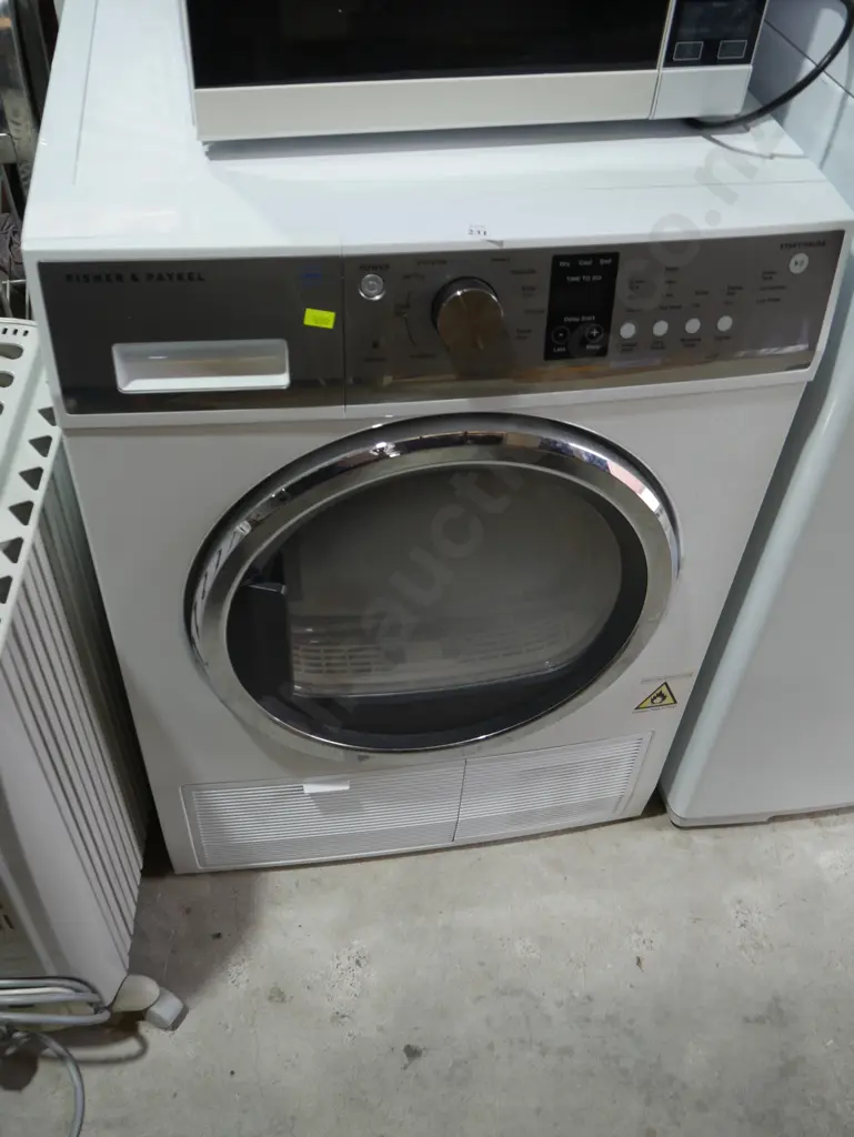 Fisher & Paykel condenser dryer Image 1++