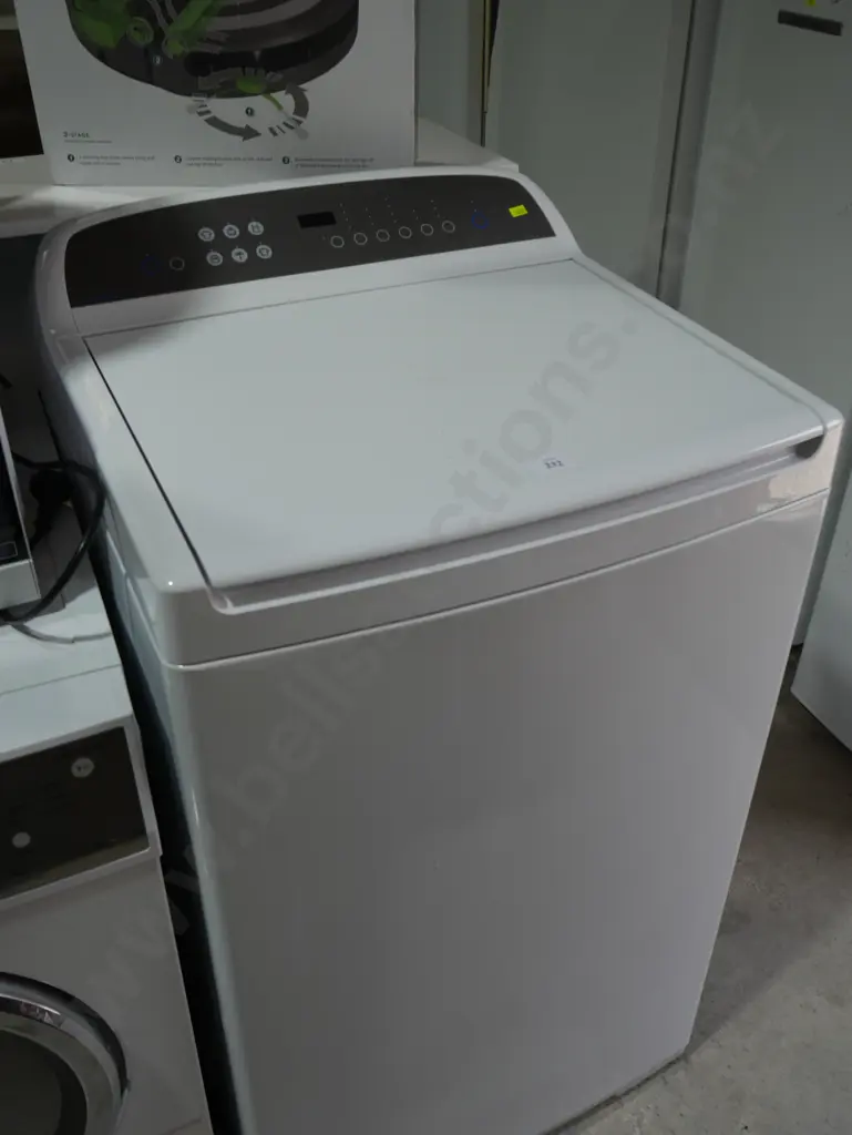 Fisher & Paykel washing machine Image 1++
