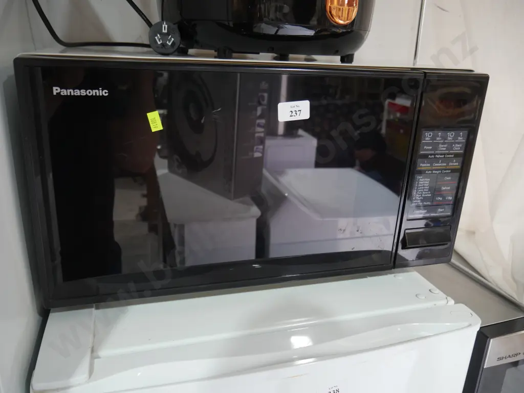 Panasonic microwave Image 1++