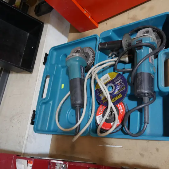 2 Makita grinders