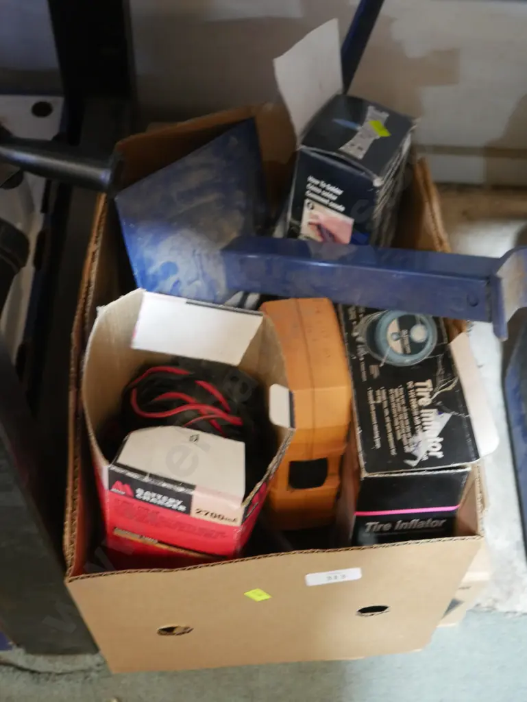 Battery charger, tyre inflator etc Image 1++