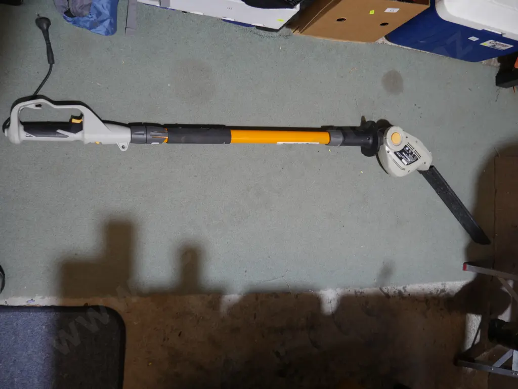 Ryobi hedge trimmer Image 1++