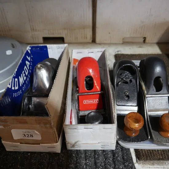 4 wood planes
