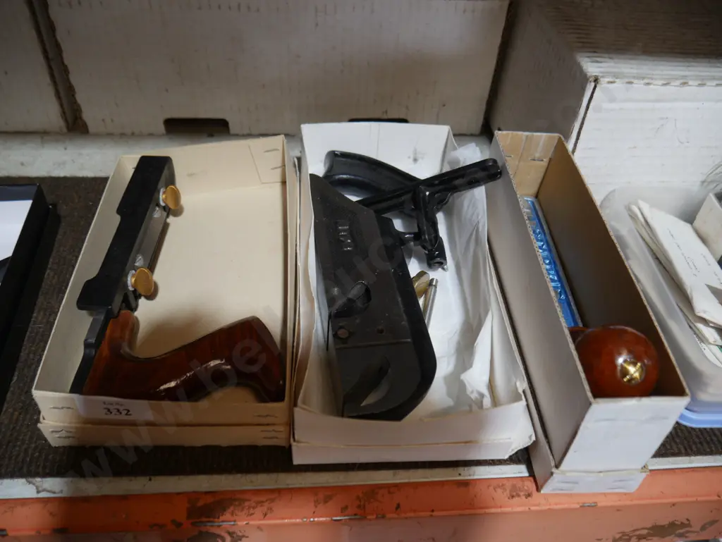 3 wood planes Image 1++