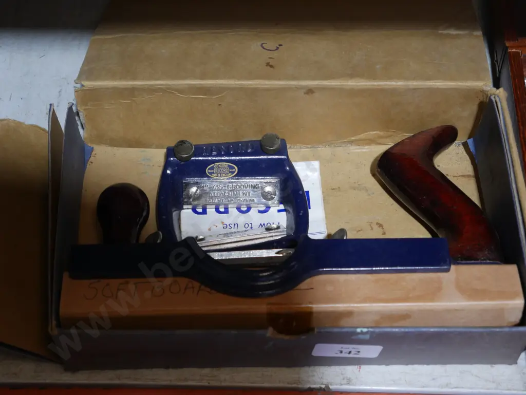 Record fibre board plane Image 1++