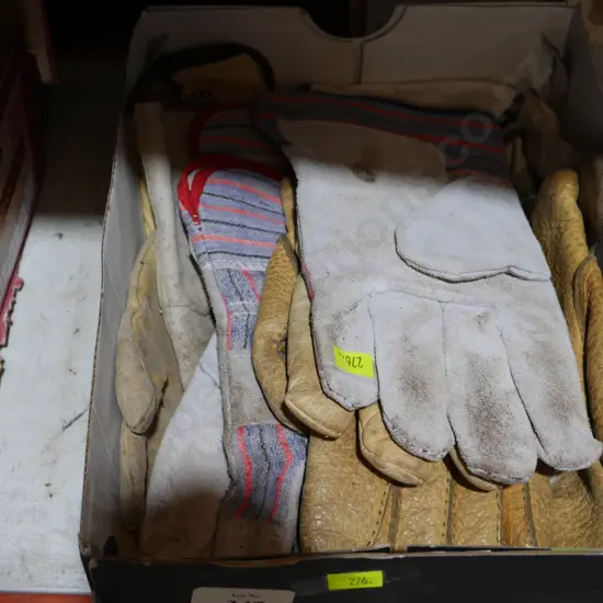 Assorted work gloves