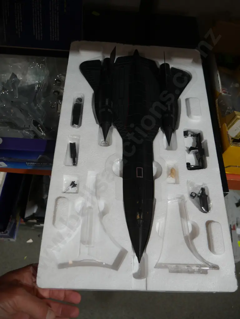 SR-71 blackbird model Image 1++