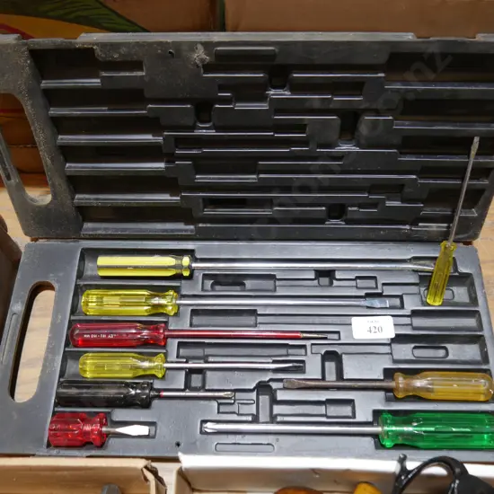 Part screwdriver set