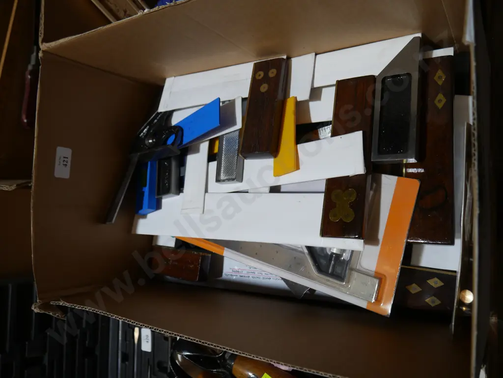 Assorted squares Image 1++