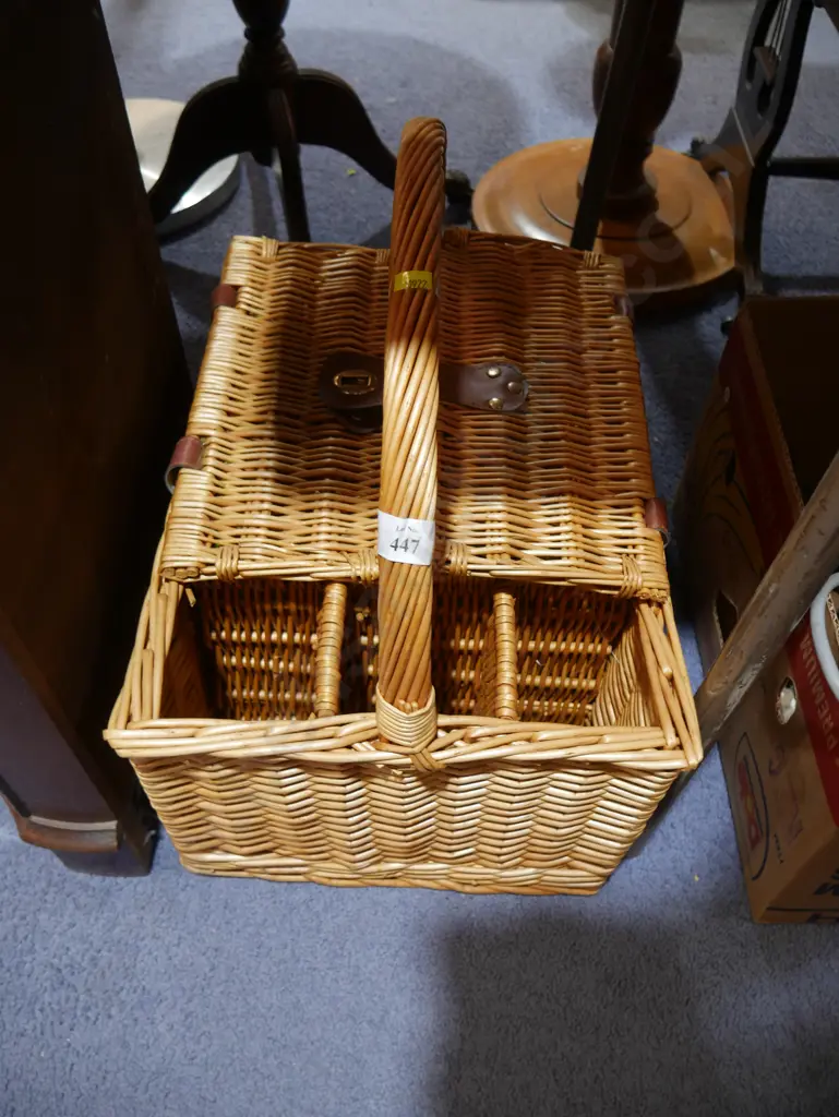 Picnic basket Image 1++