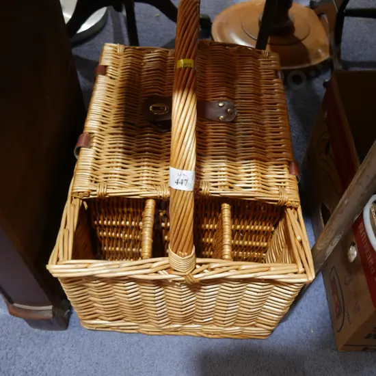 Picnic basket