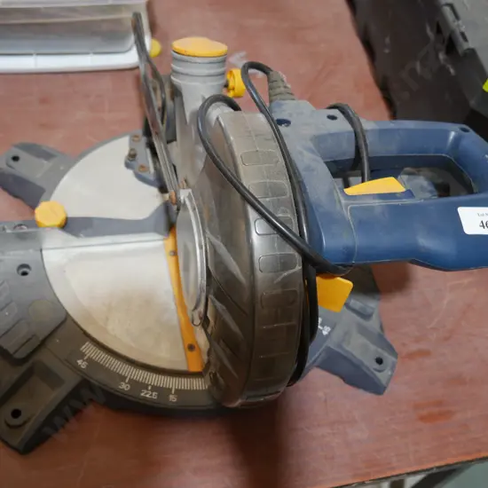 GMC compound mitre saw