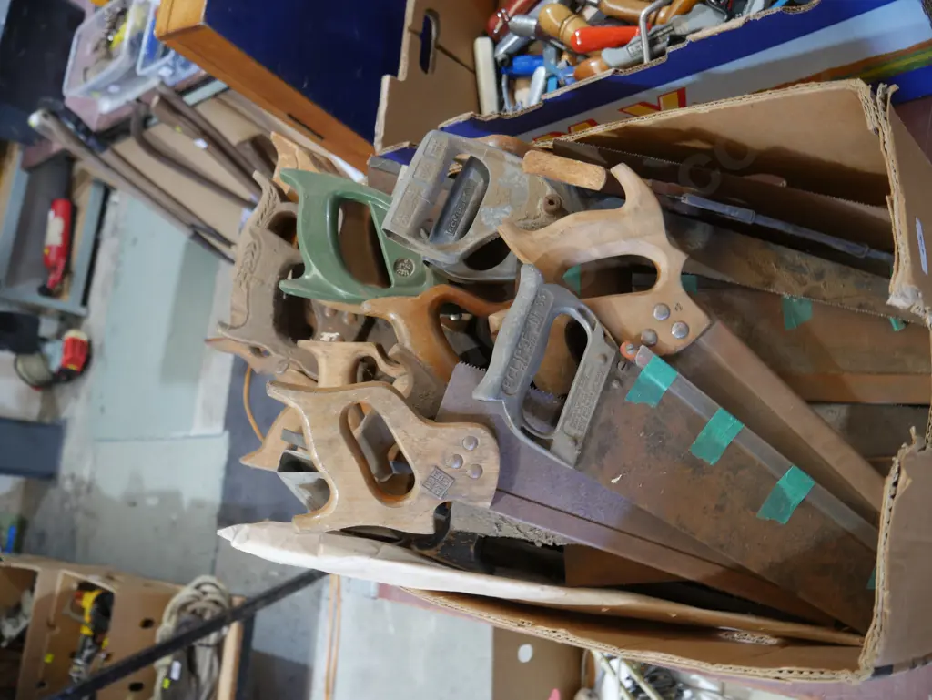 Assorted saws Image 1++