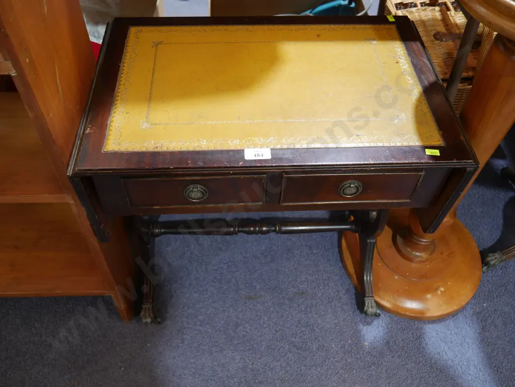 Occasional table Image 1++