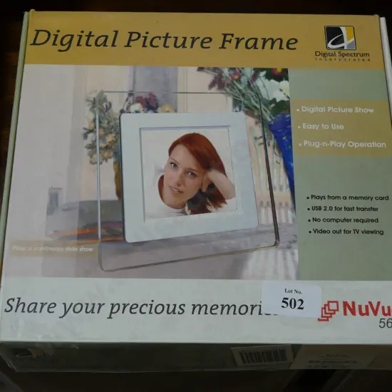 Digital picture frame