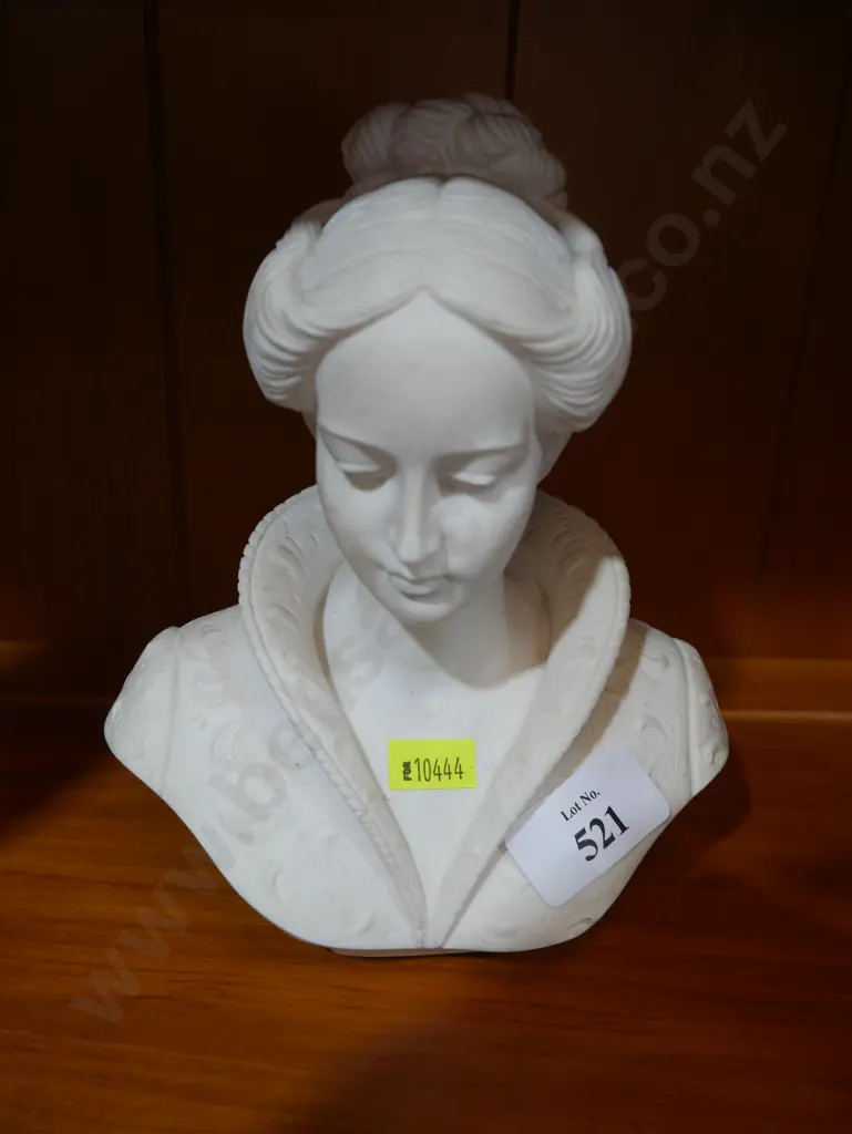 A. Giannelli lady bust Image 1++