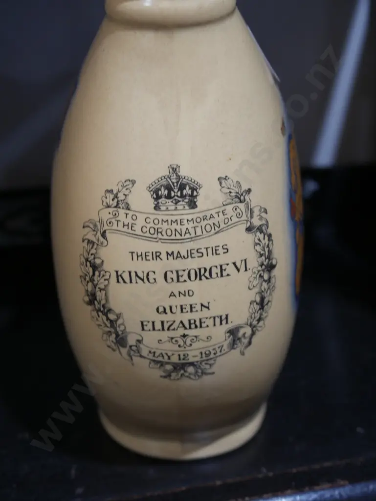 Crown Ducal commemorative wine jug Image 1++
