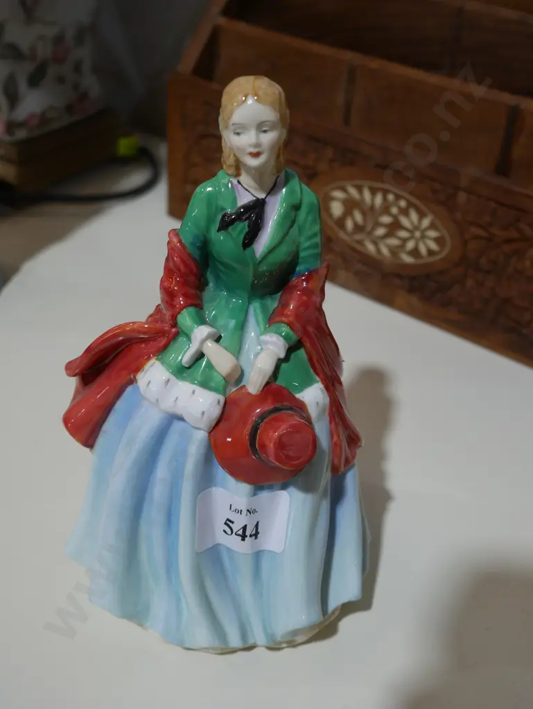 Paragon lady Camille figurine Image 1++