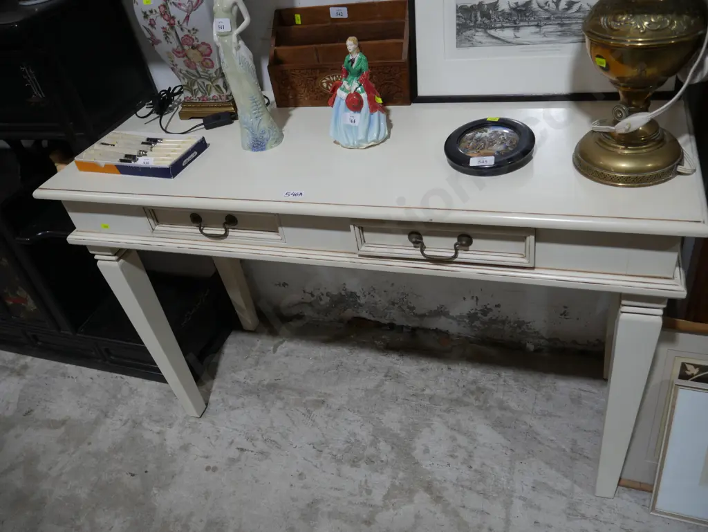 Two drawer hall table Image 1++