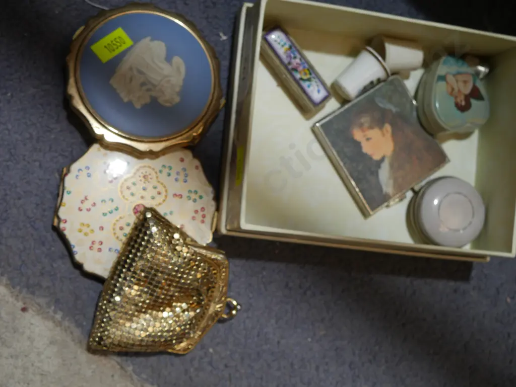 Compacts, thymbols etc Image 1++