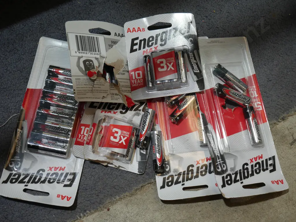 Assorted batteries Image 1++