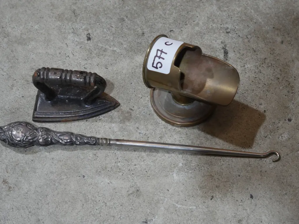 Button hook, mini iron etc Image 1++