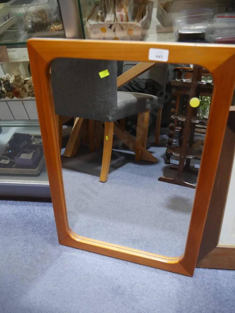 Wood framed mirror Image 1++