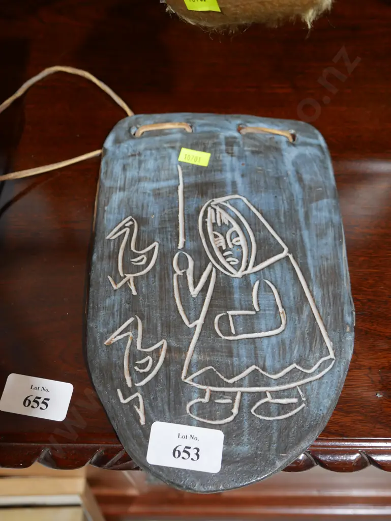 Pottery wall hanging Image 1++