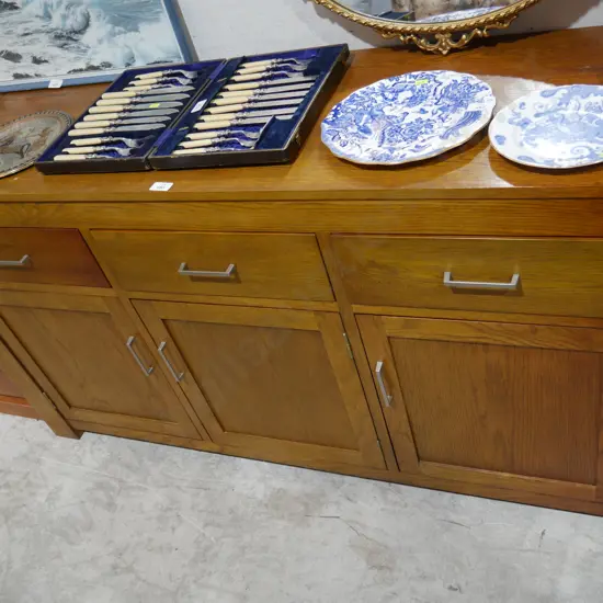 Sideboard