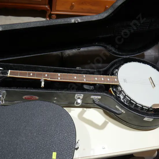 Cased Stagg banjo