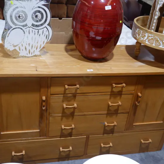 Sideboard