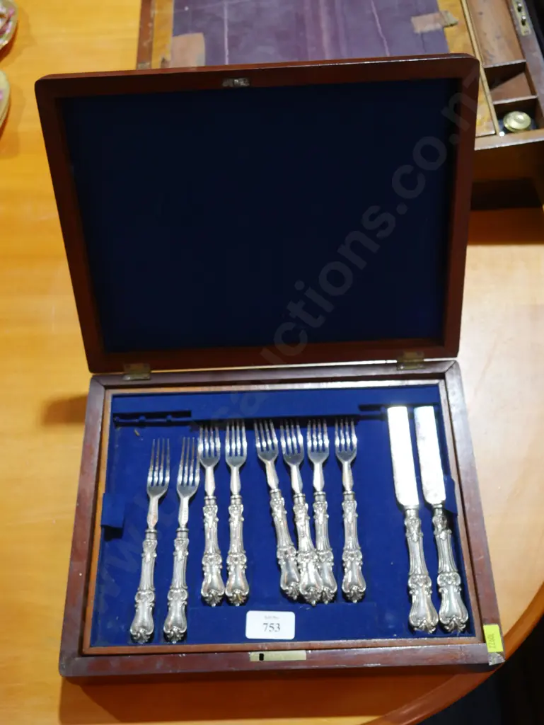 Case cutlery Image 1++