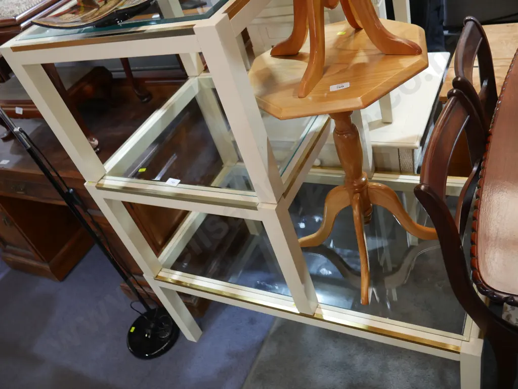 Matching glass top coffee table and 2 side tables Image 1++