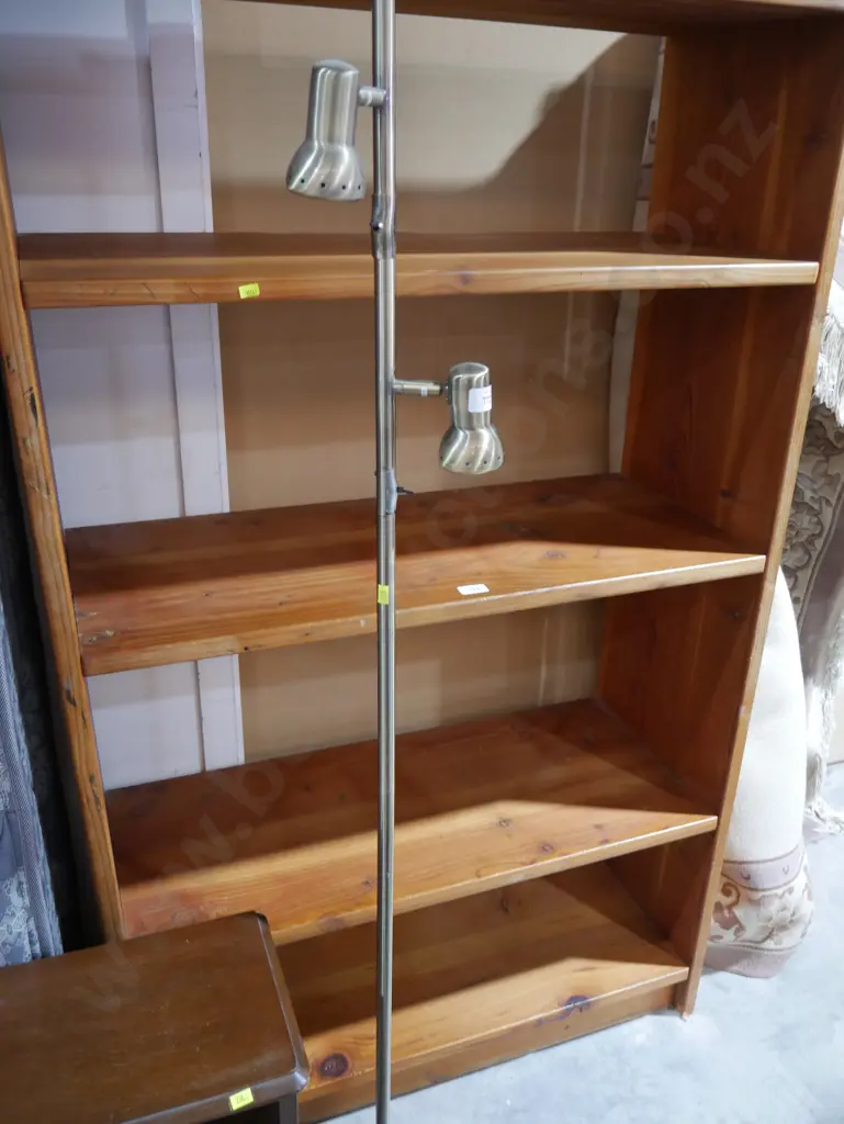 Standing lamp Image 1++