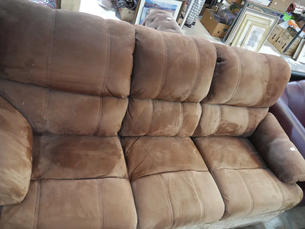 3 seater settee Image 1++