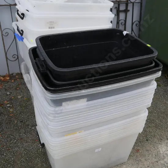 Storage containers