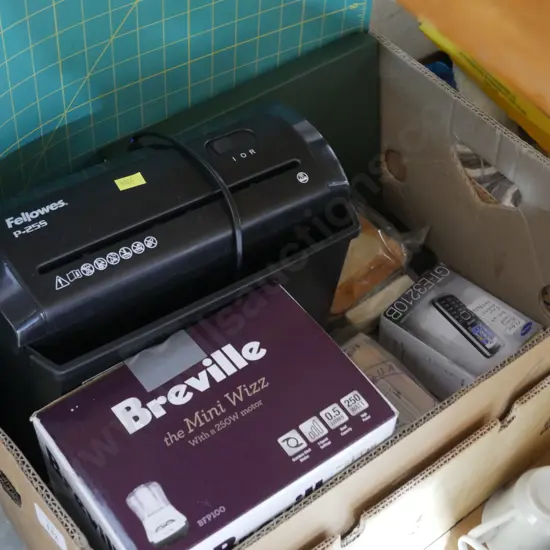 Paper shredder, mini whiz etc