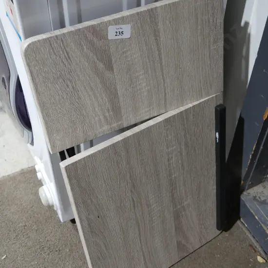 Portable laptop table