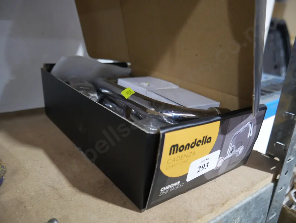 Sink faucet Image 1++