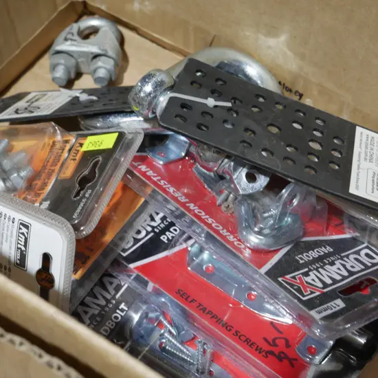 Padbolts, D shackles