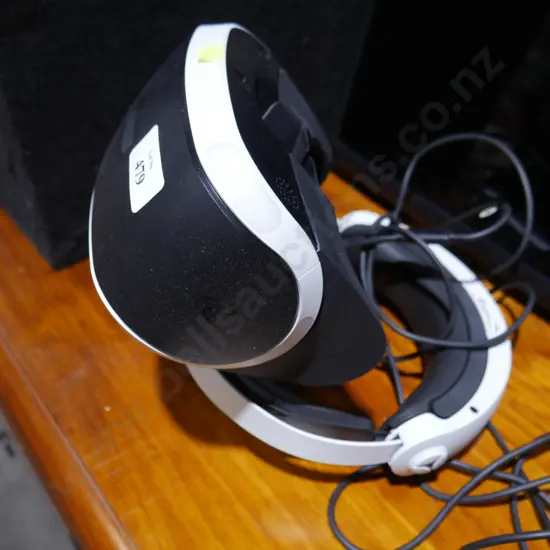 Sony virtual reality headset