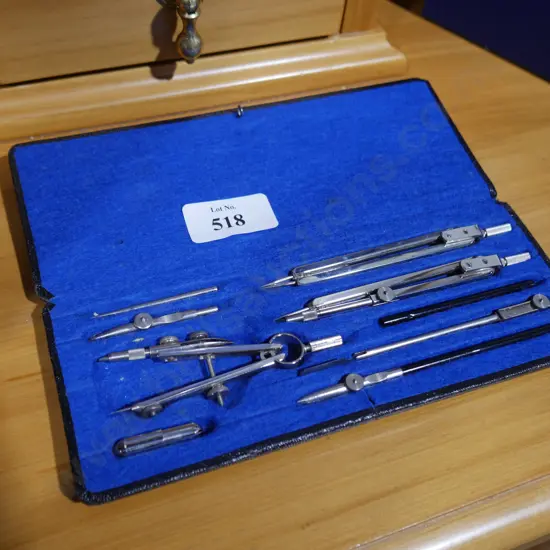 Stardtler compass set