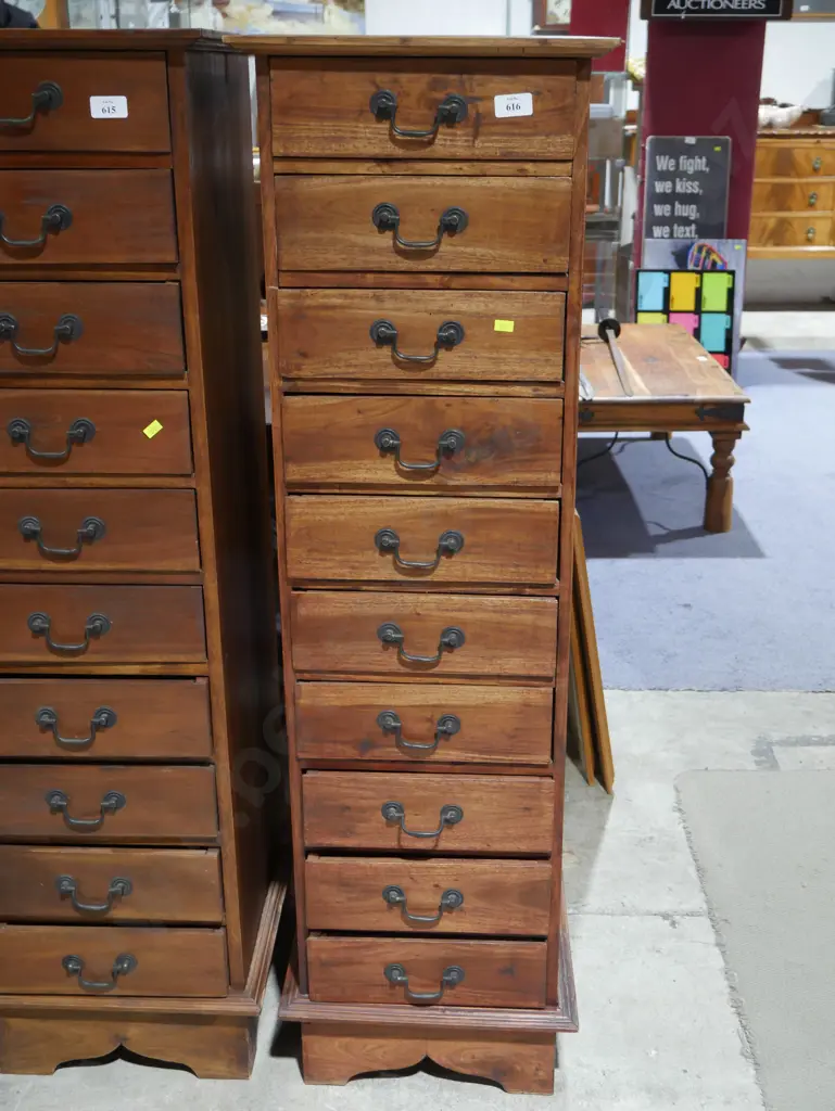 Tall chest of drawers Image 1++