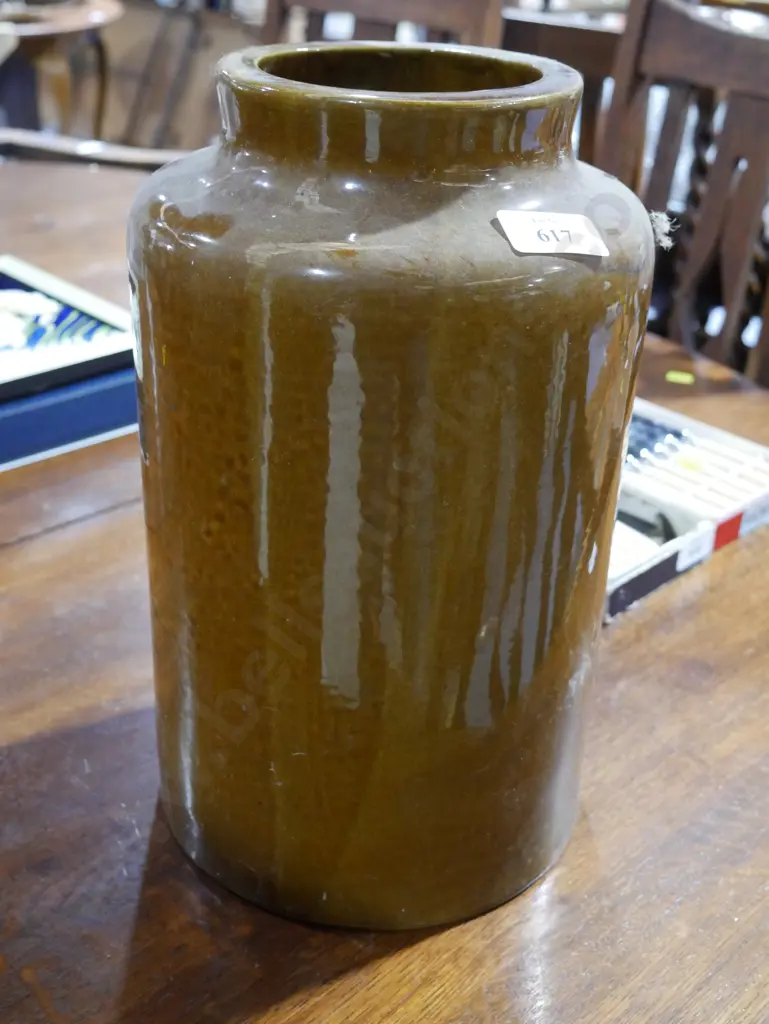 Benhar pottery crock Image 1++