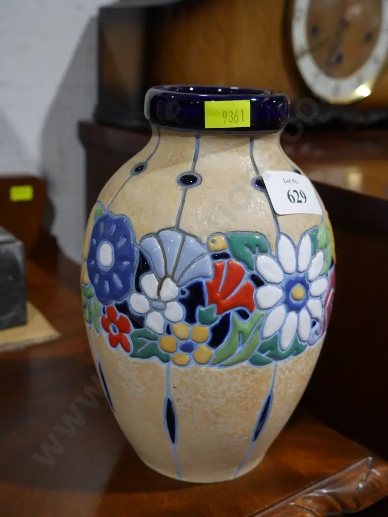 Amphora vase Image 1++