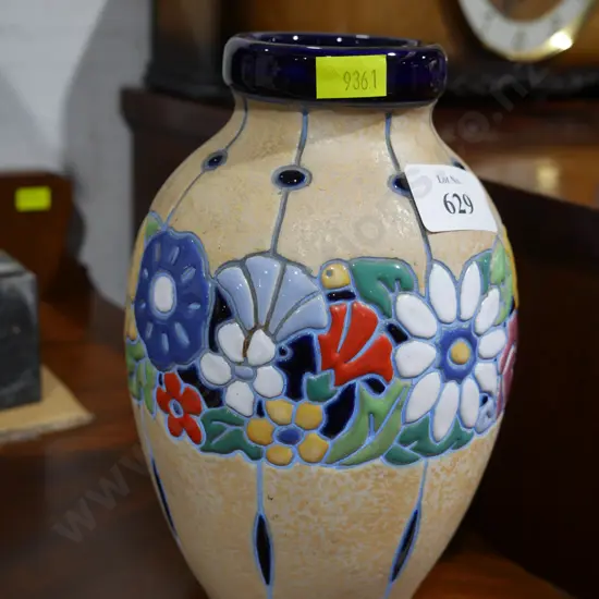 Amphora vase