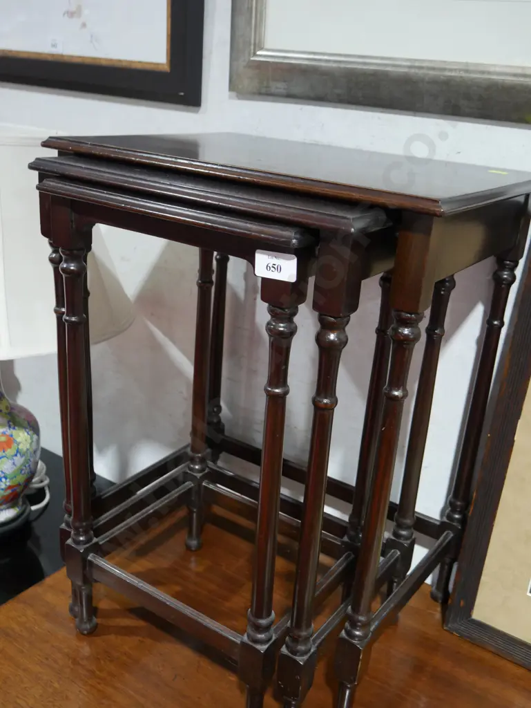 Nest of 3 tables Image 1++